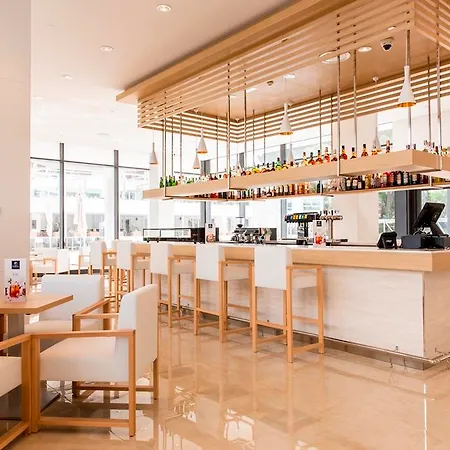 酒店 Pabisa Bali 4*
